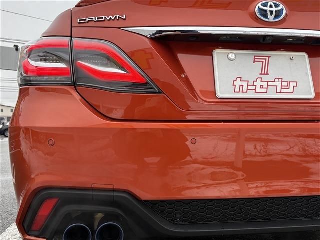 CROWN sedan hybrid 4WD