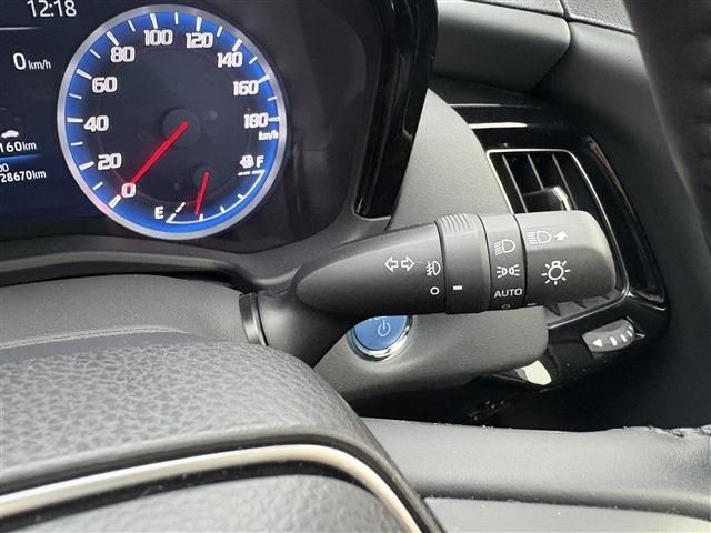 CROWN sedan hybrid 4WD