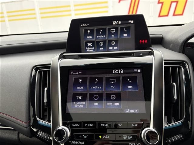 CROWN sedan hybrid 4WD