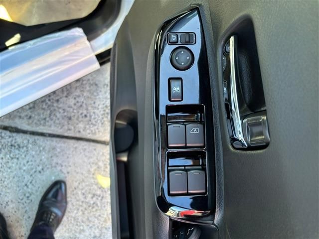 DELICA MINI