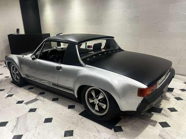 PORSCHE 914