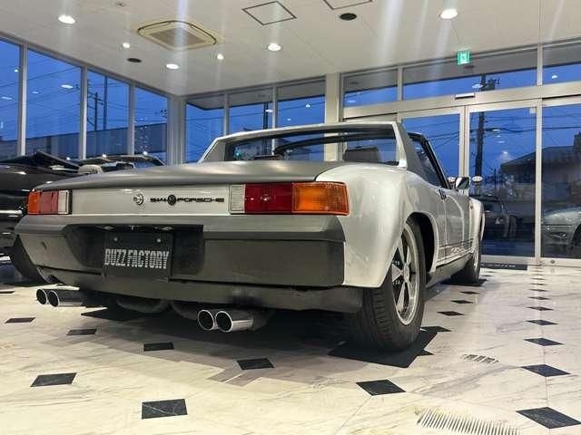 PORSCHE 914