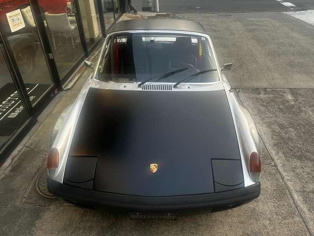 PORSCHE 914