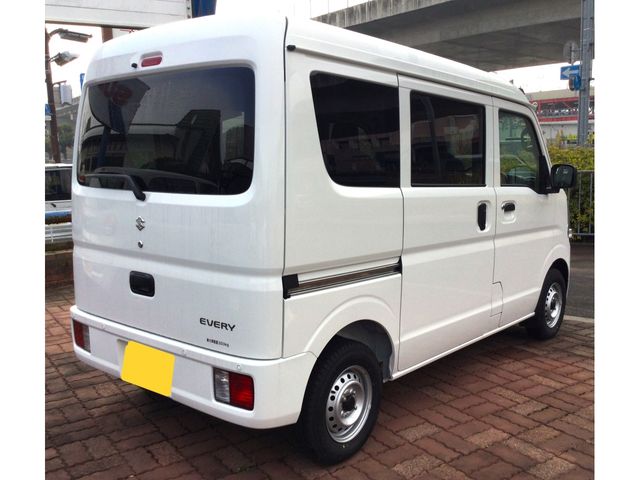 EVERY van 4WD