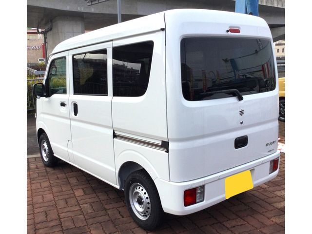 EVERY van 4WD