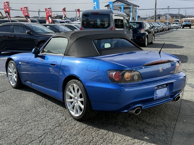 S2000