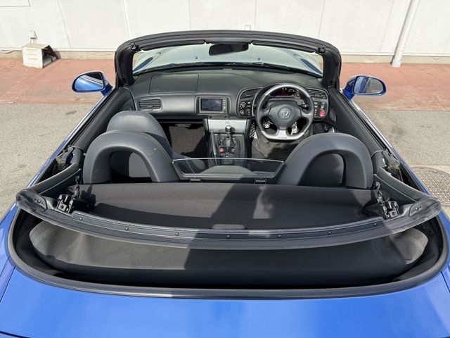 S2000