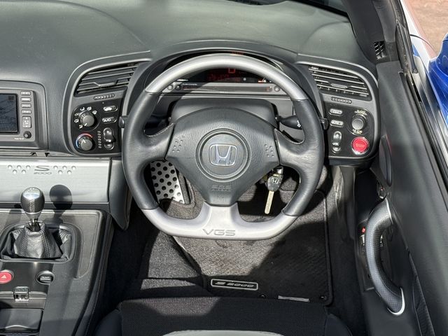 S2000