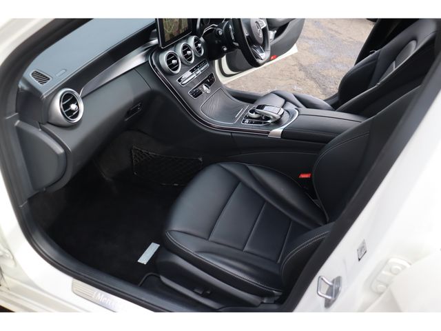MERCEDES BENZ C class sedan