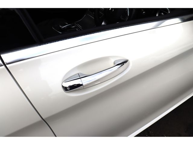 MERCEDES BENZ C class sedan