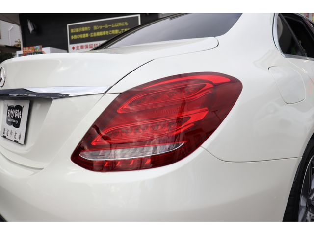 MERCEDES BENZ C class sedan