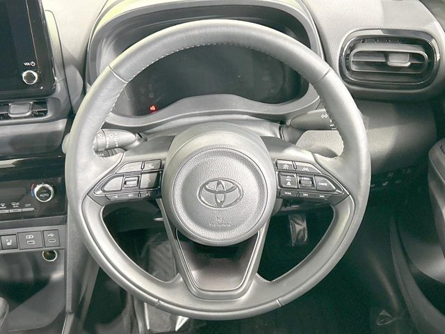 YARIS CROSS HYBRID