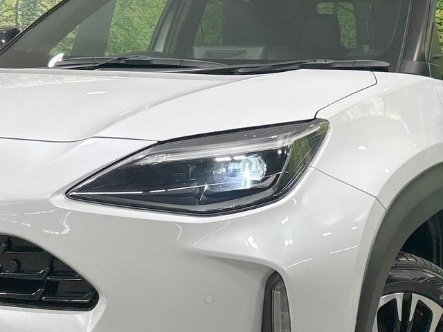 YARIS CROSS HYBRID