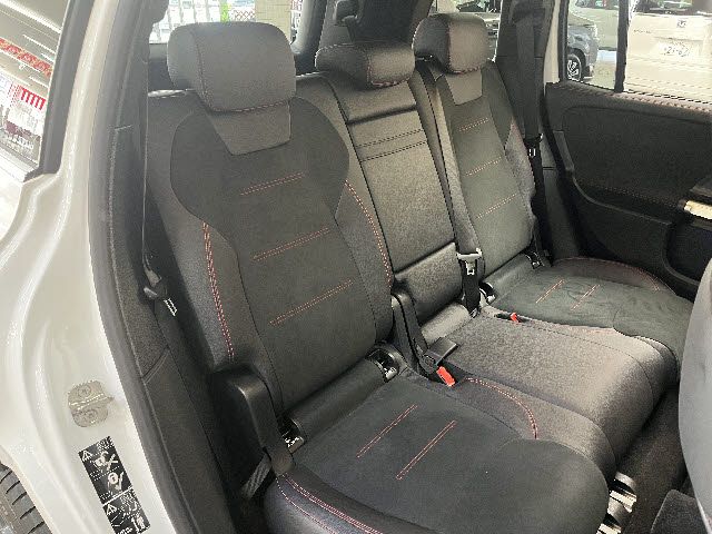 MERCEDES BENZ GLB