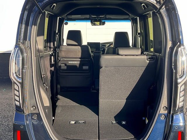 N-BOX CUSTOM