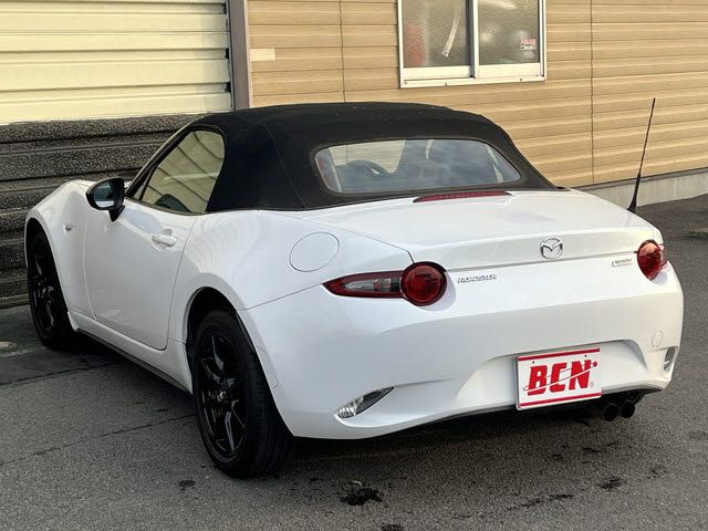 ROADSTER