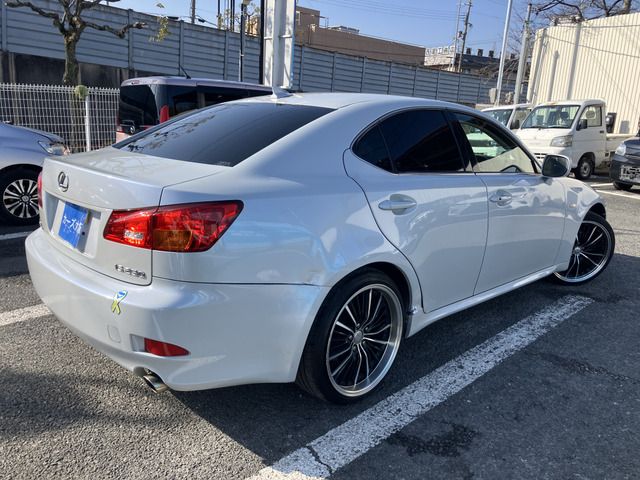 LEXUS IS250