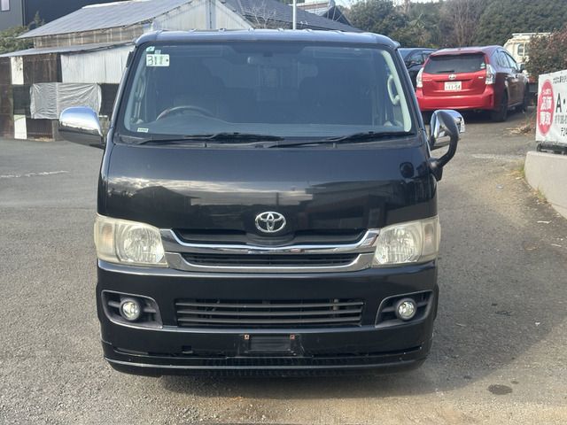 HIACE van 4WD