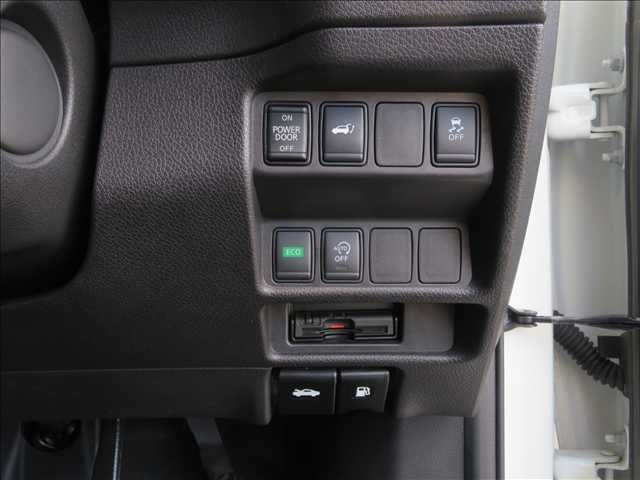 X-TRAIL 2WD