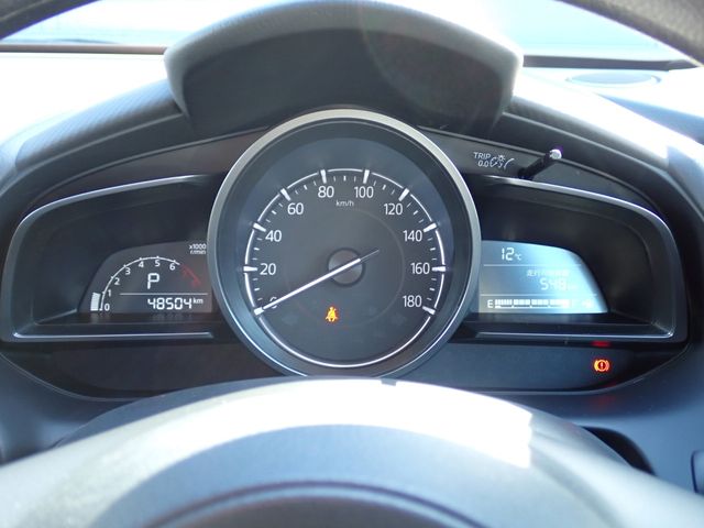 MAZDA2
