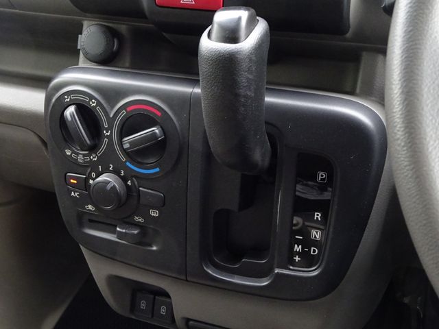 NV100 CLIPPER