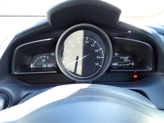 MAZDA2