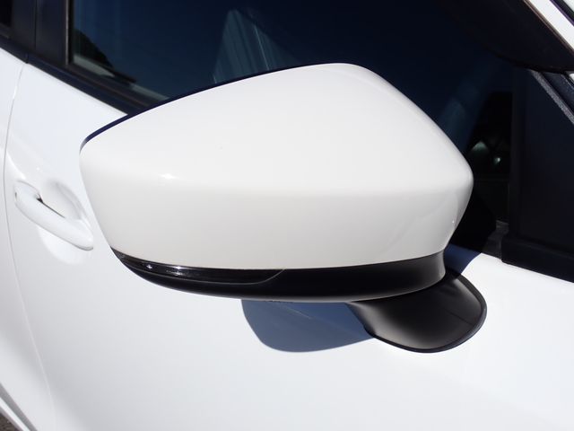 MAZDA2