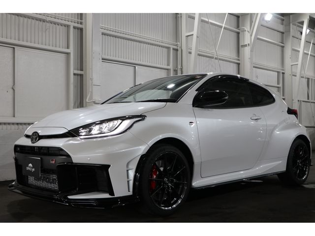 GR YARIS