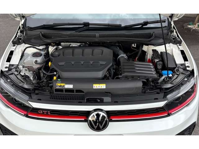 VOLKSWAGEN POLO GTI