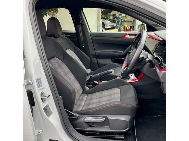 VOLKSWAGEN POLO GTI