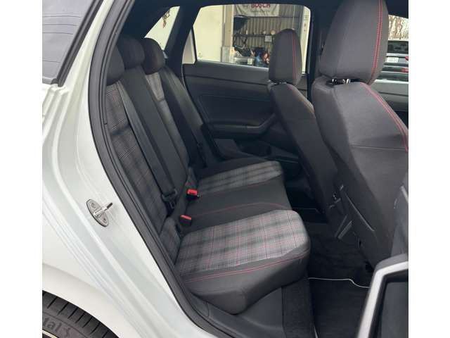 VOLKSWAGEN POLO GTI