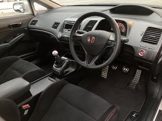 CIVIC sedan