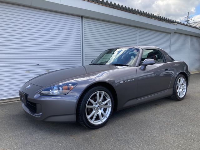S2000