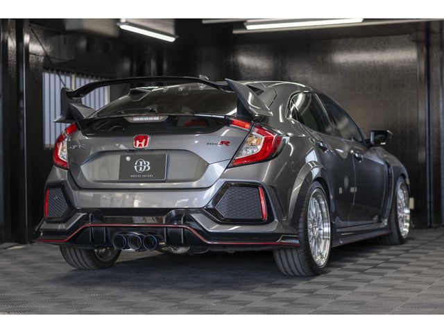 CIVIC hatchback