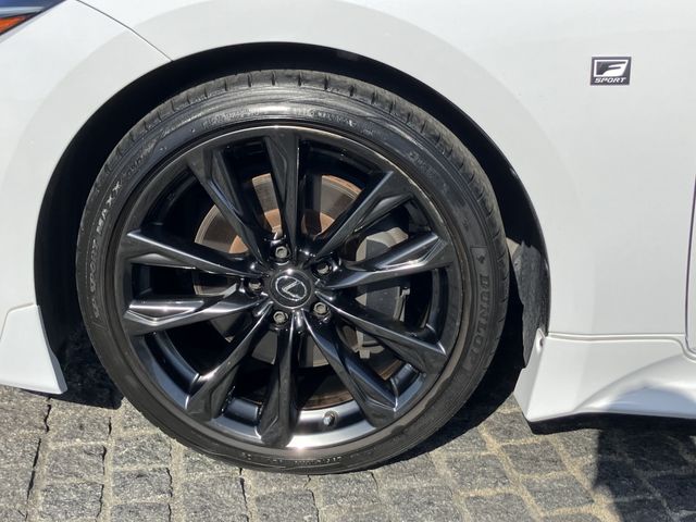 LEXUS IS300h