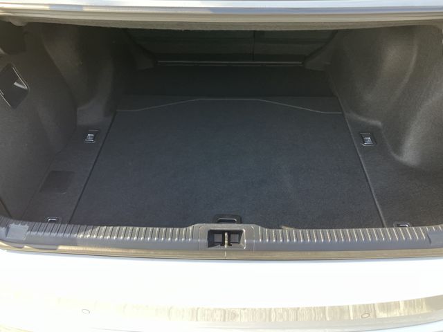 LEXUS IS300h