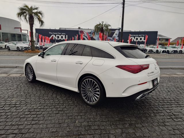 MERCEDES BENZ CLA Shooting Brake