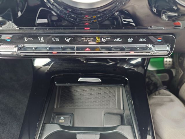 MERCEDES BENZ CLA Shooting Brake