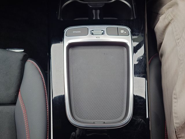 MERCEDES BENZ CLA Shooting Brake
