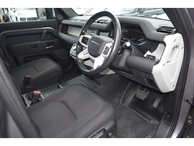 ROVER DEFENDER