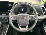 VOXY HYBRID