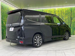 VOXY HYBRID