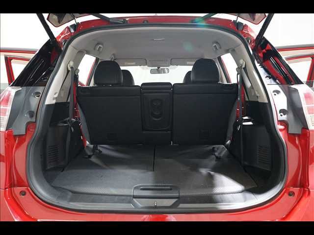 X-TRAIL 2WD