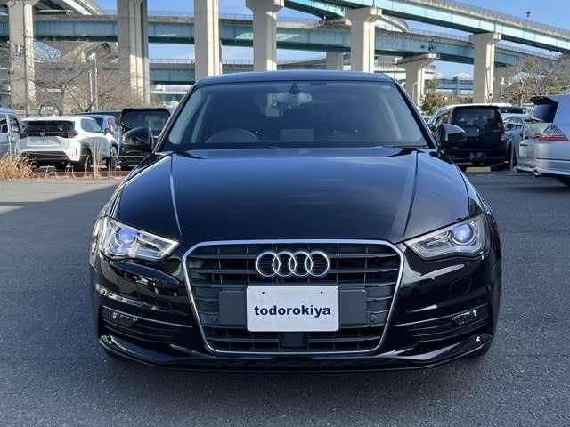 AUDI A3 Sedan