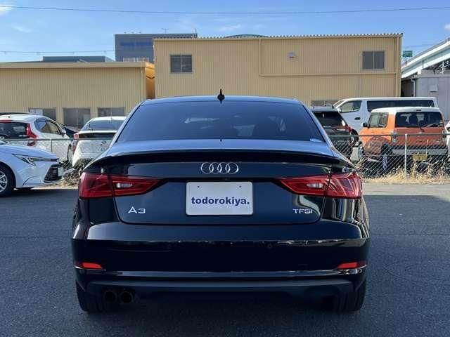 AUDI A3 Sedan