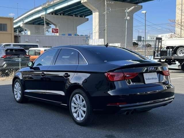 AUDI A3 Sedan