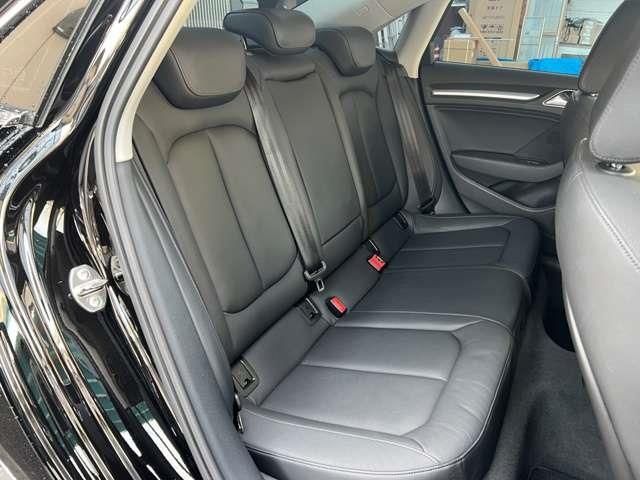 AUDI A3 Sedan
