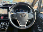 VOXY HYBRID