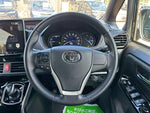 VOXY HYBRID