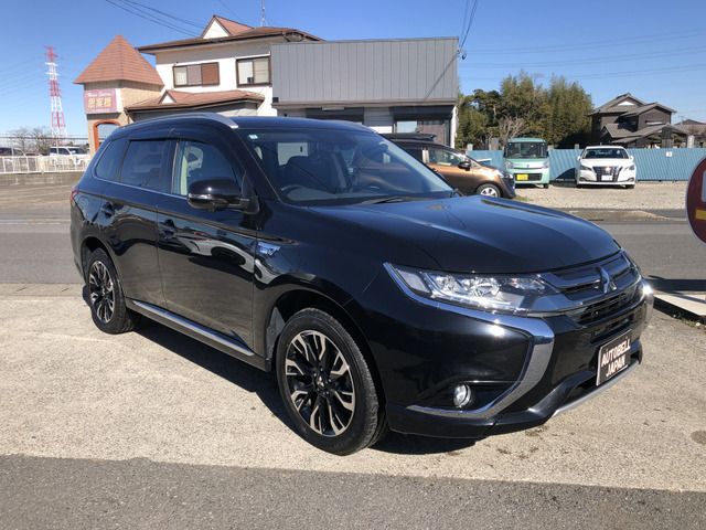 OUTLANDER PHEV